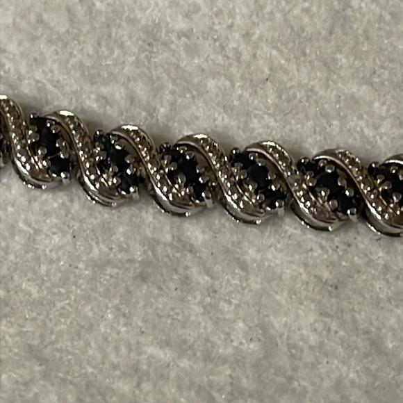 925 Sterling Silver Blue Sapphire & Diamond Tennis Bracelet NOWT🦋 - Picture 4 of 9